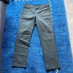Dickies olive green slim straight men’s 32X32 pants